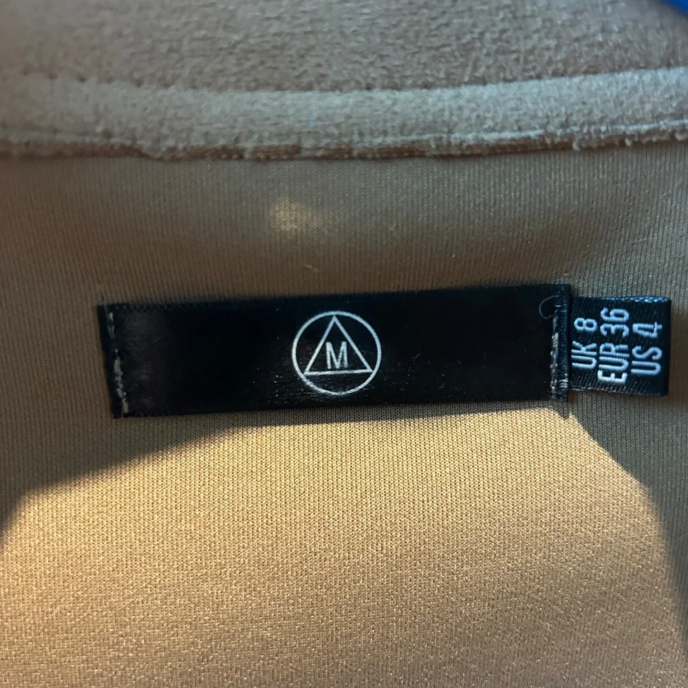 Jacket - Picture 2 of 3